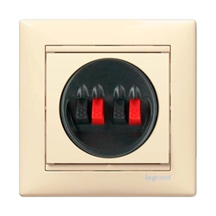 Розетка двойная для колонок Legrand Valena 774324, цвет слоновая кость