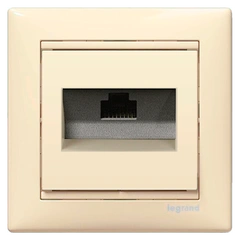 Комп'ютерна розетка 1хRJ45 5кат UTP 774138 Legrand Valena, колір слонова кістка