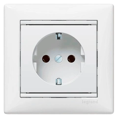 Розетка із заземлюючим контактом Legrand Valena 774420 (колір білий)