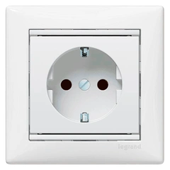 Розетка із заземлюючим контактом + «захист від дітей» Legrand Valena 774421, колір білий