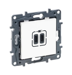 Розетка USB Тип С+C 15 Вт 5 В Legrand NILOE STEP 863139 цвет белый