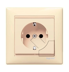 Розетка с ж/к с режектором Legrand Valena 774395, цвет слоновая кость