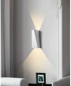 Настенная серия светильников Pace Wall Lamp