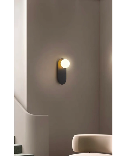 Настінний світильник Mario Lamp