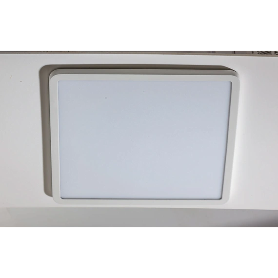 Точечный светильник Azzardo SLIM 22 SQUARE IP44 4000K AZ4332