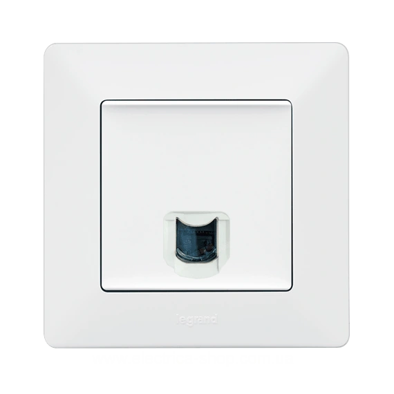 Розетка PC-1 компьютерная RJ45 UTP 5cat., Valena Life, цвет белый