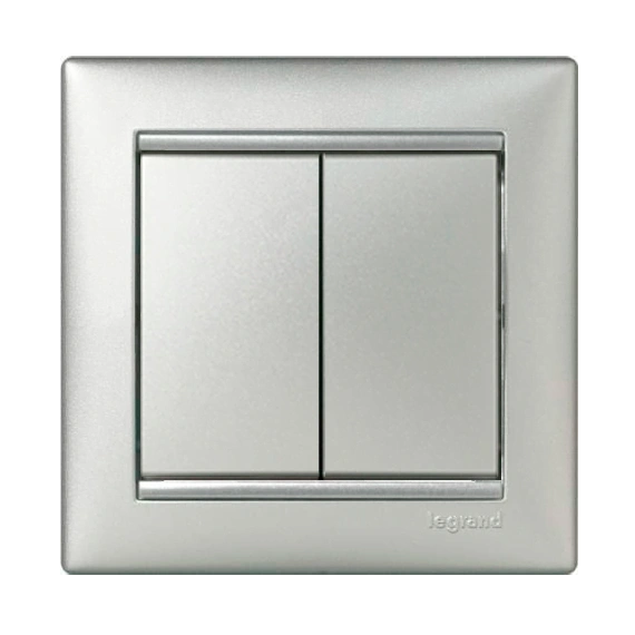 Переключатель 2-клавишный Legrand Valena 770108 цвет алюминий.