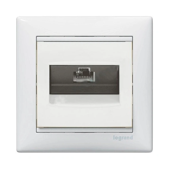 Компьютерная розетка 1хRJ45 5кат UTP 774238 Legrand Valena, цвет белый