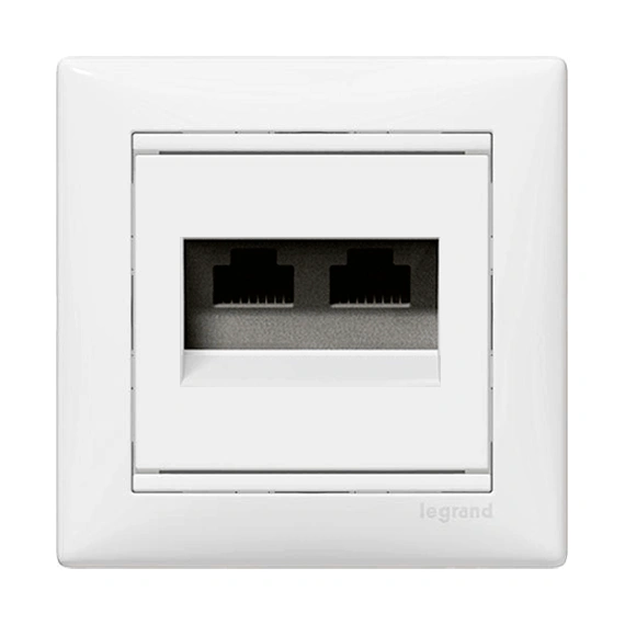 Компьютерная розетка 2хRJ45 5кат UTP 774239 Legrand Valena, цвет белый